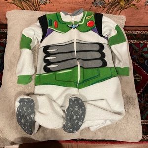 Cutest Buzz Lightyear Footie Pajamas Size 12-18 Months